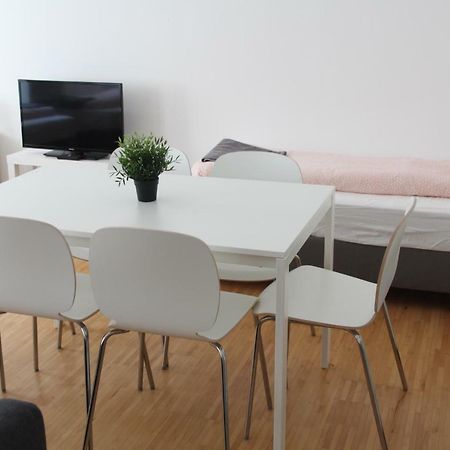 Ferienwohnung Betariel'Com Hauptbahnhof Wien Exterior foto