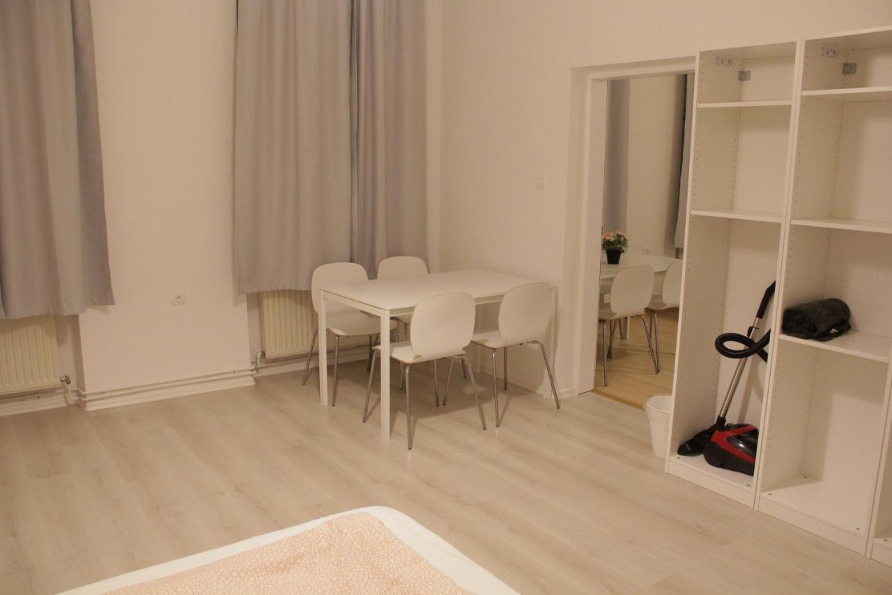 Ferienwohnung Betariel'Com Hauptbahnhof Wien Exterior foto