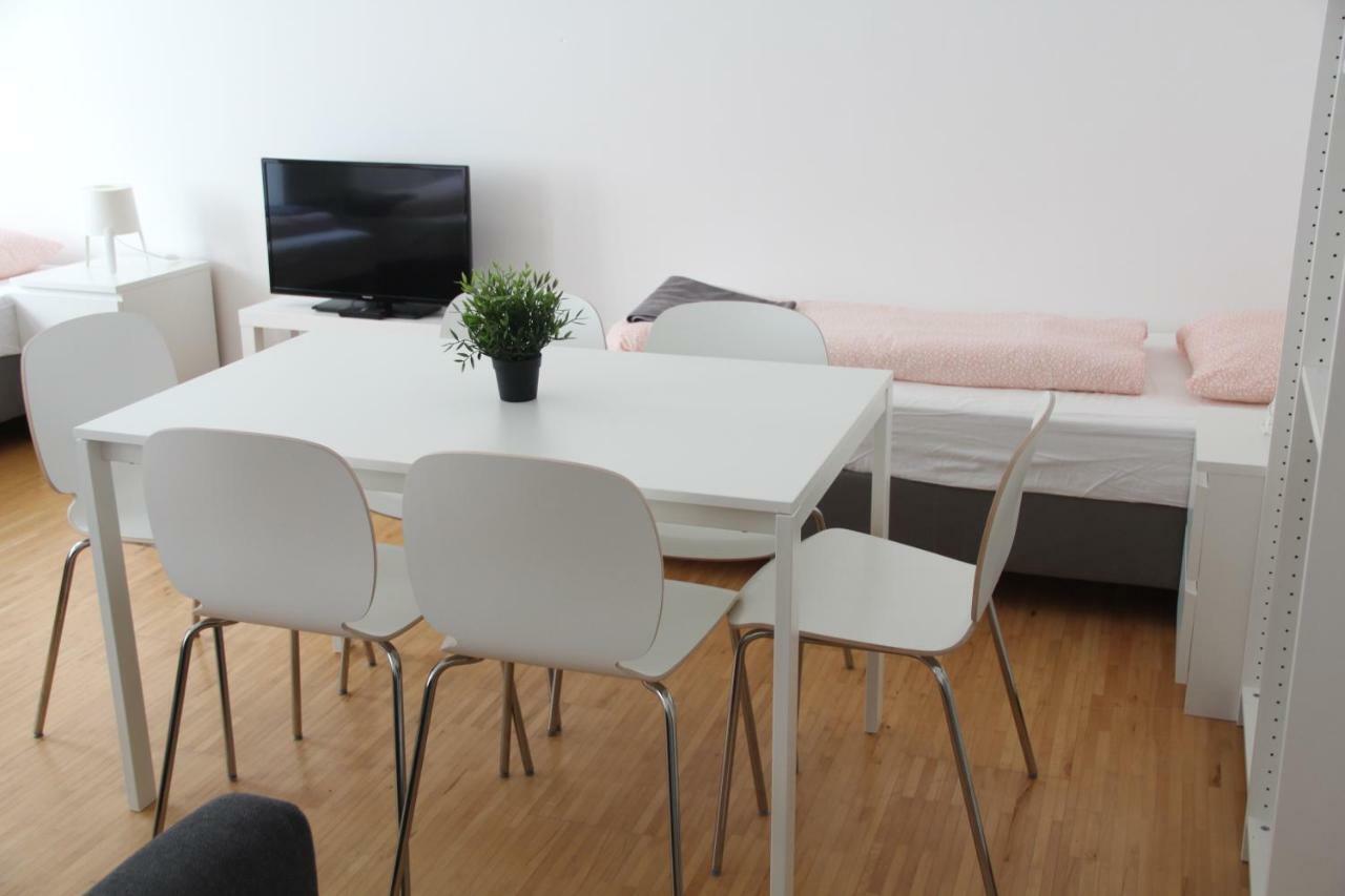 Ferienwohnung Betariel'Com Hauptbahnhof Wien Exterior foto