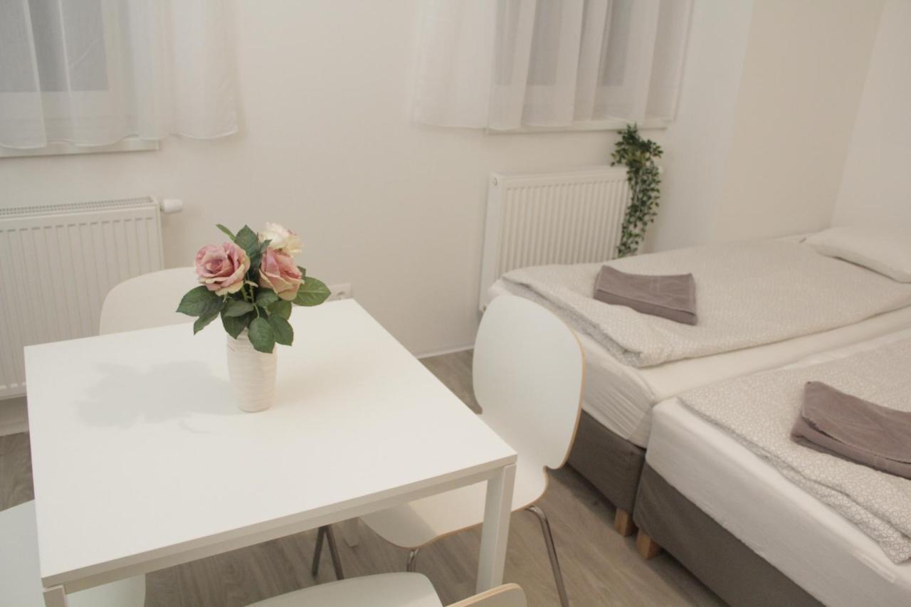 Ferienwohnung Betariel'Com Hauptbahnhof Wien Exterior foto